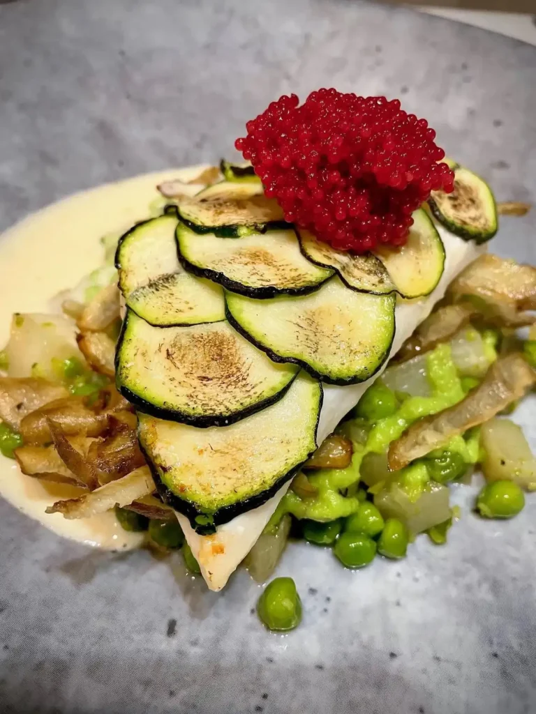 Courgette-with-white-fish-and-caviar-main-for-catering-event